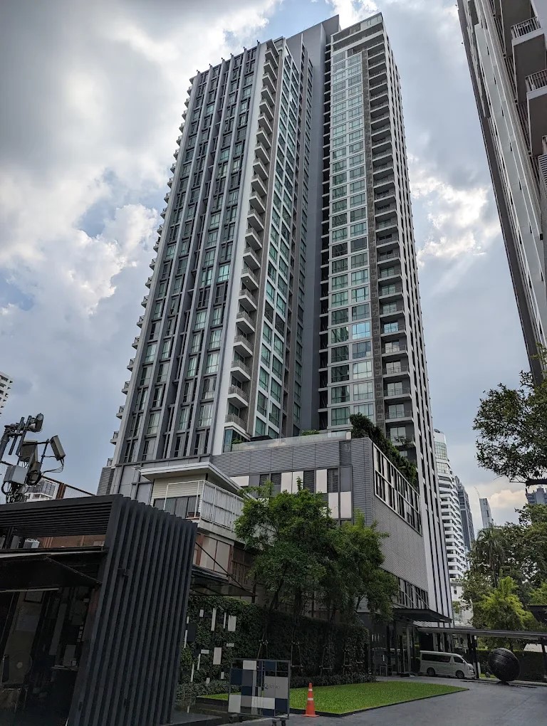Quattro by Sansiri two bedroom apartment for rent